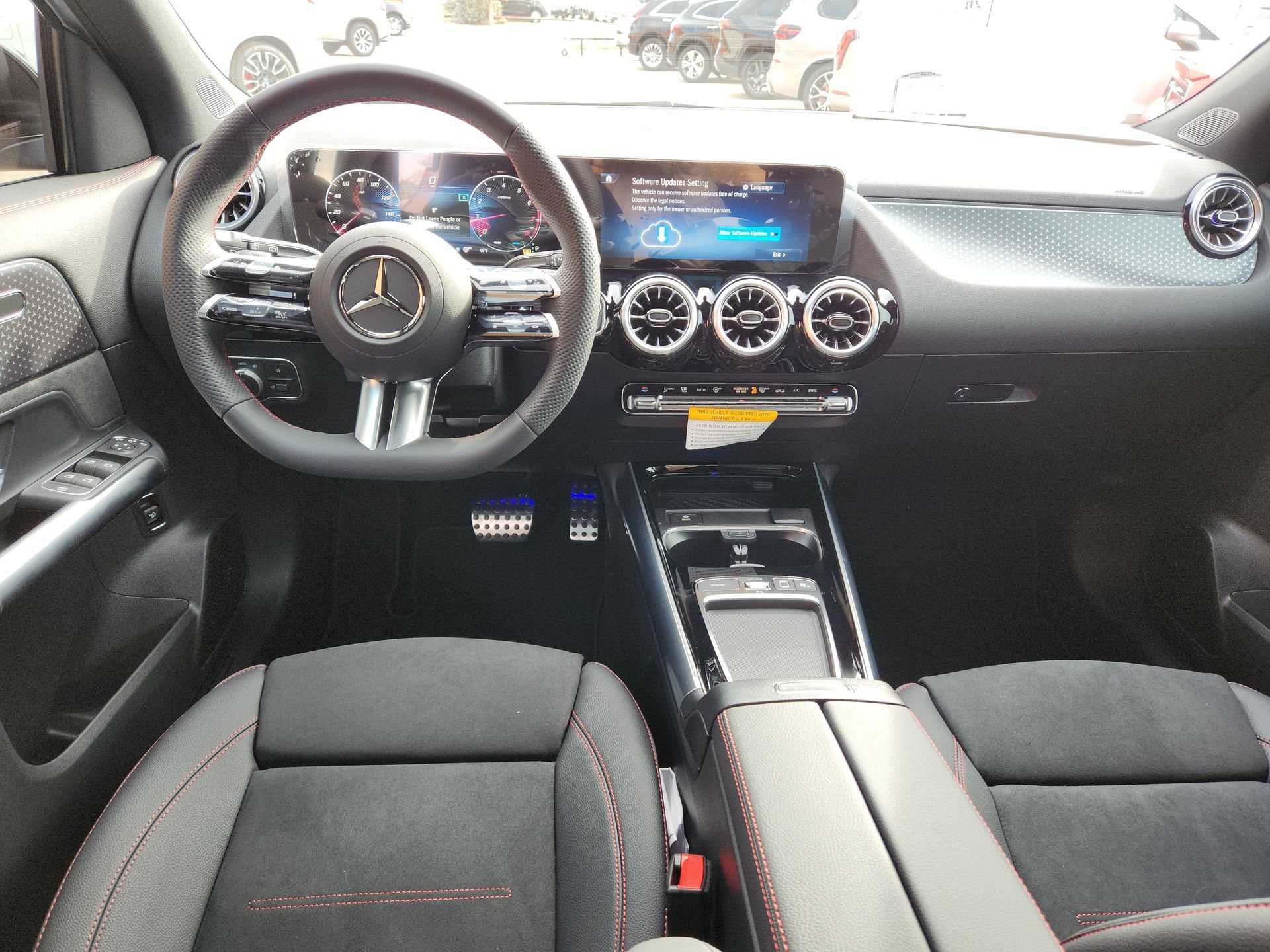 New 2025 Mercedes-Benz GLA 250 4MATIC image 14