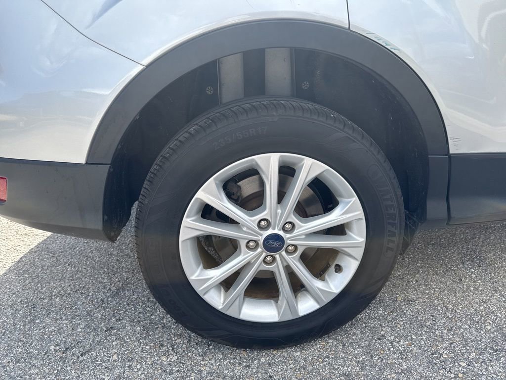Used 2018 Ford Escape S image 16