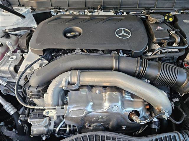 New 2026 Mercedes-Benz GLB 250 image 16
