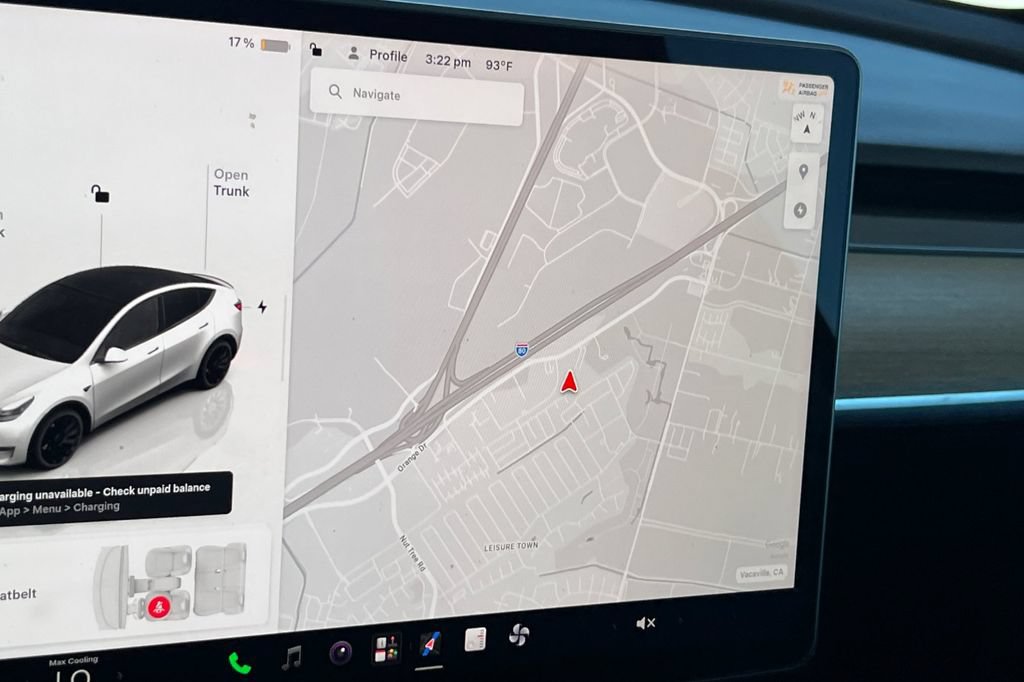 Used 2023 Tesla Model Y Performance AWD/4WD image 29