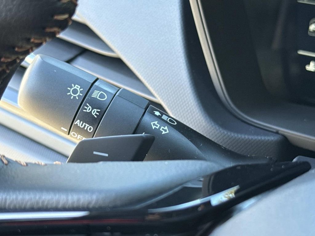 New 2025 Subaru Forester Touring image 39