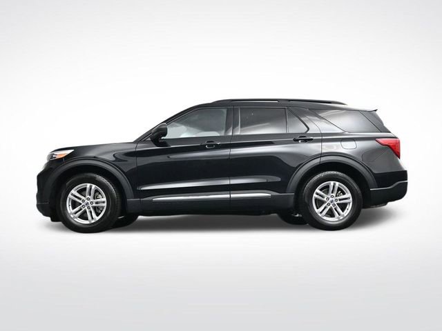 Used 2023 Ford Explorer XLT image 37