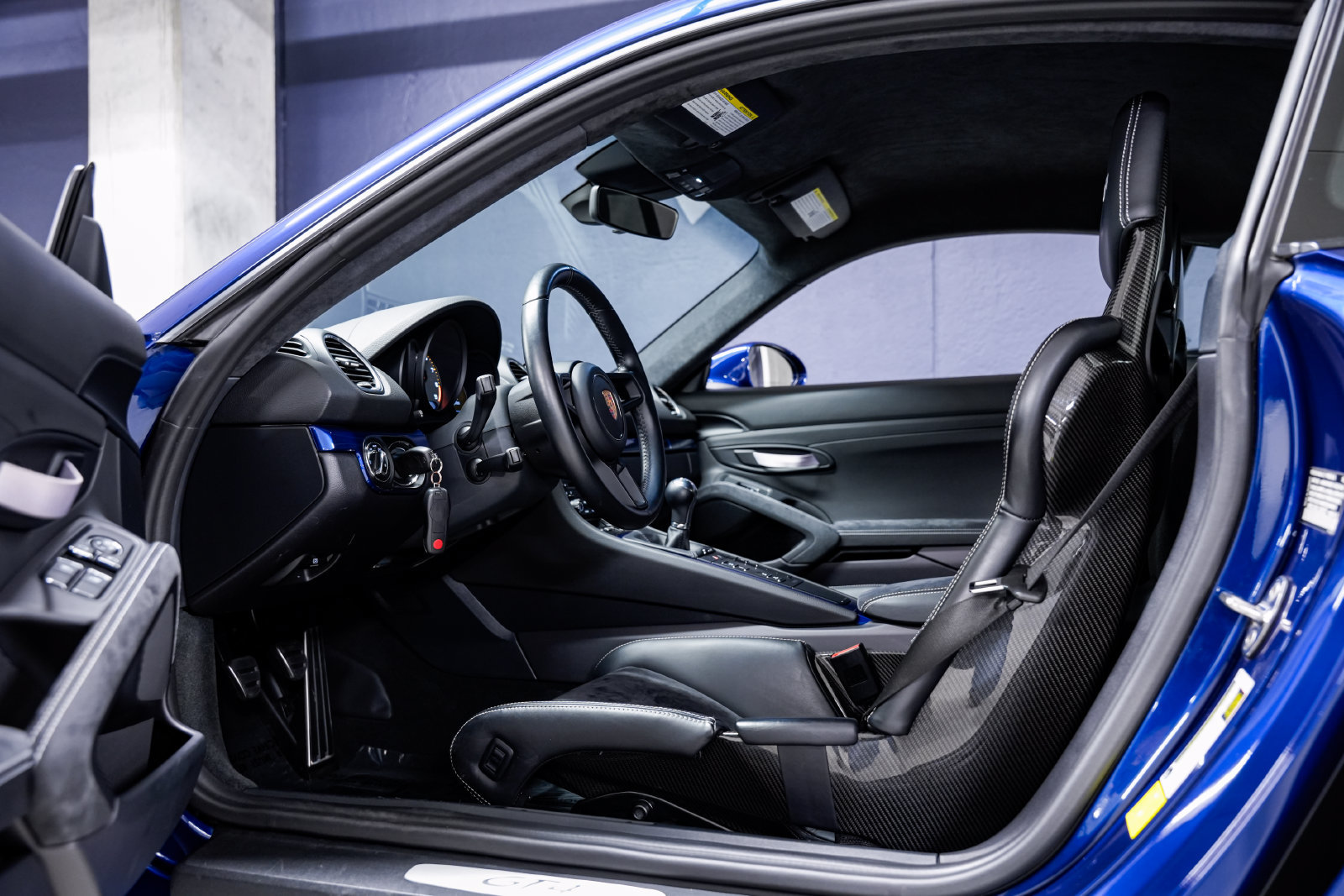 Used 2020 Porsche 718 Cayman GT4 RWD image 16