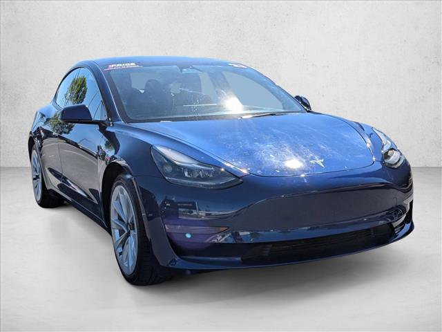 Used 2023 Tesla Model 3 Standard Range image 3