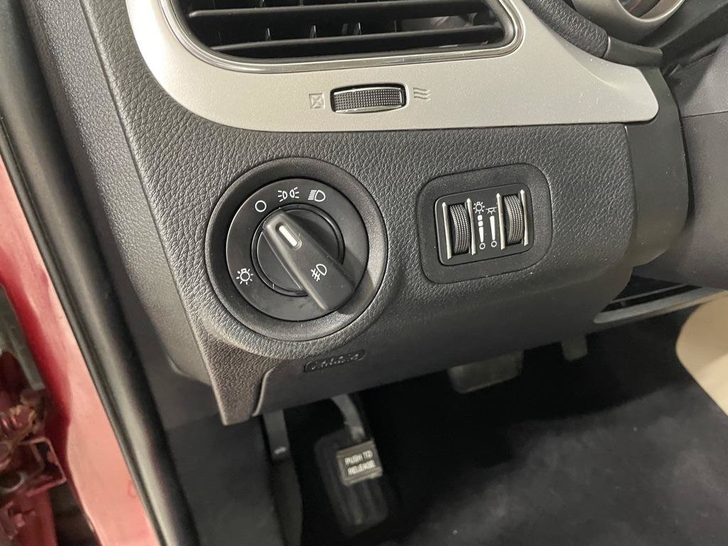 Used 2011 Dodge Journey Mainstreet w/ Popular Equipment Group AWD/4WD image 25