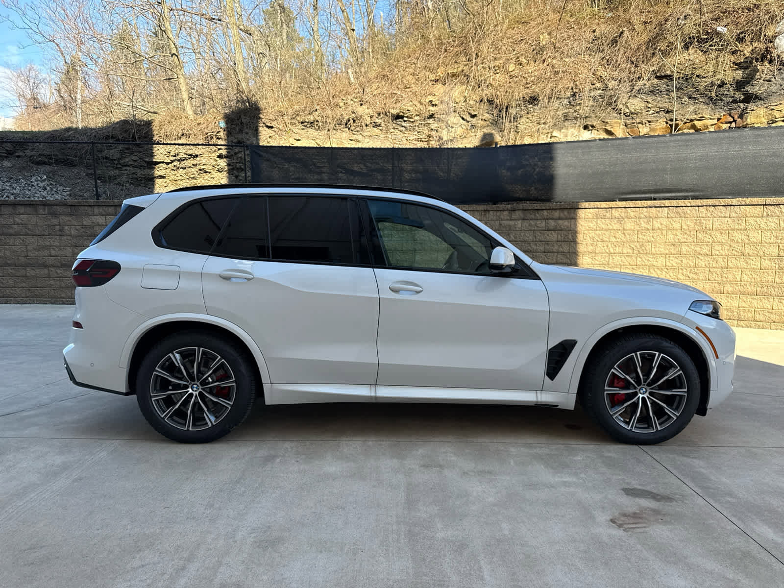 New 2026 BMW X5 xDrive50e w/ M Sport Package AWD/4WD image 8