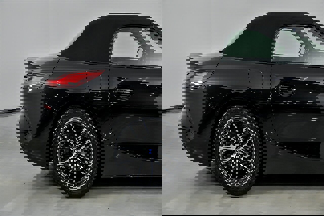 Used 2022 BMW Z4 sDrive30i image 13