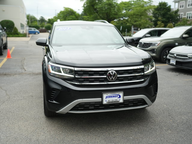 Certified 2023 Volkswagen Atlas SEL AWD/4WD image 2