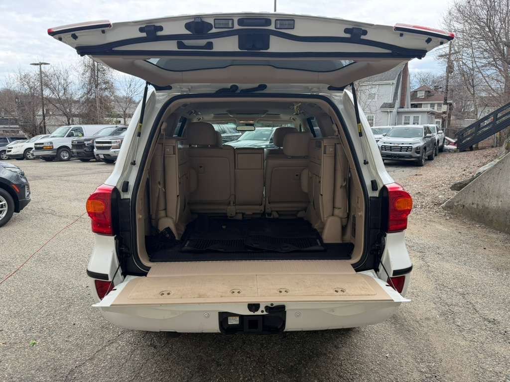 Used 2014 Toyota Land Cruiser AWD/4WD image 5