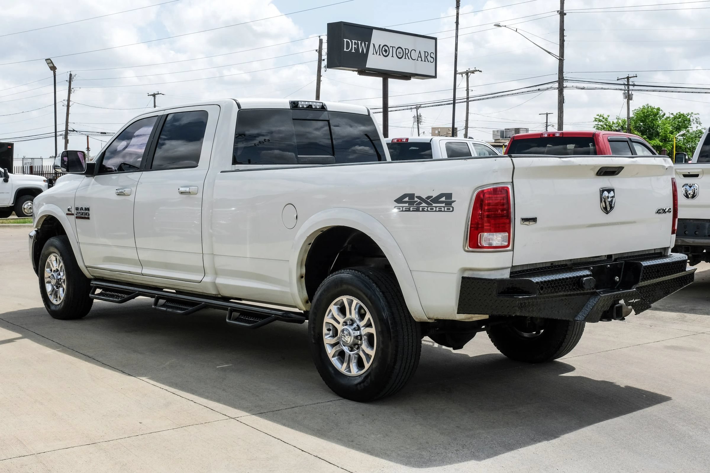 Used 2018 RAM 2500 Laramie AWD/4WD image 11