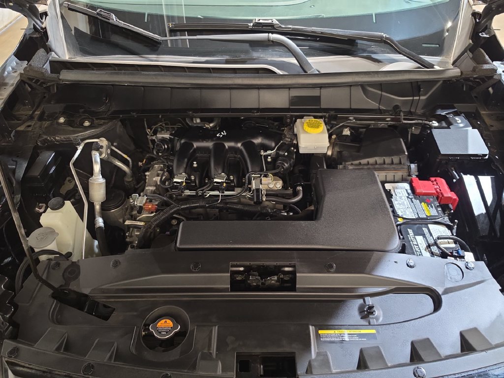 Used 2024 Nissan Pathfinder Rock Creek AWD/4WD image 17