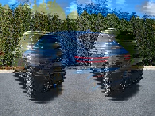 Used 2022 Genesis GV70 2.5T image 6