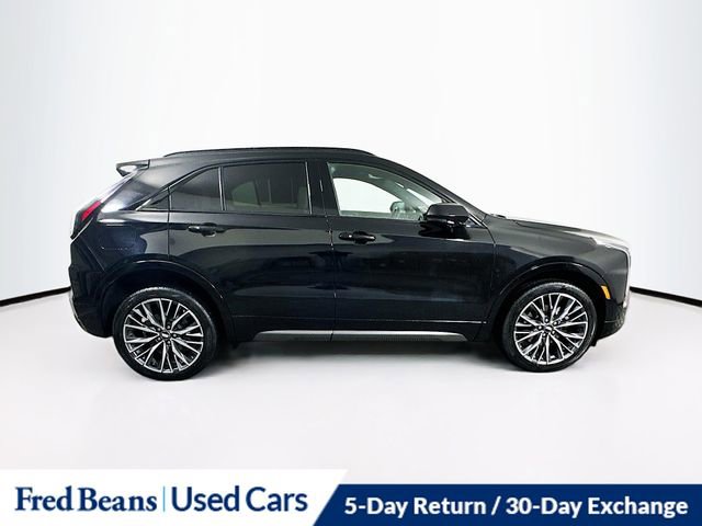 Used 2024 Cadillac XT4 Sport image 9