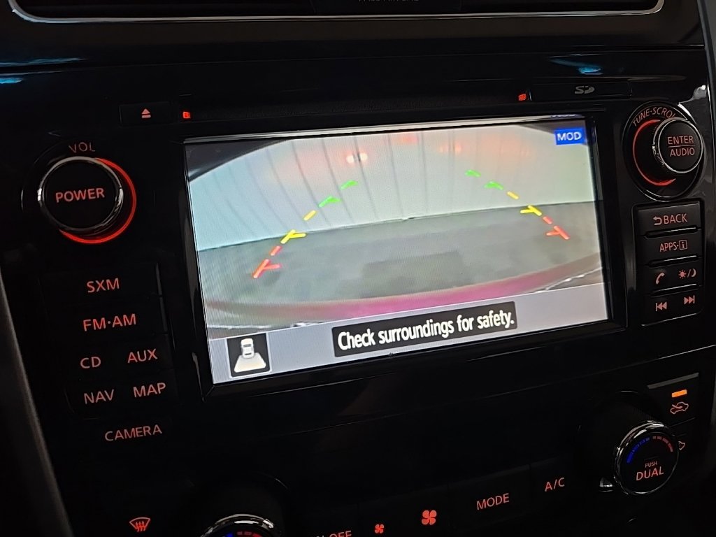 Used 2015 Nissan Altima 3.5 SL FWD image 24
