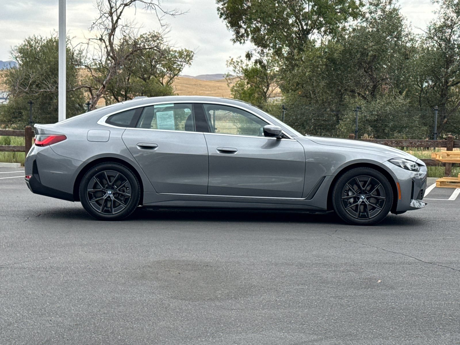 Used 2025 BMW i4 eDrive40 RWD image 7