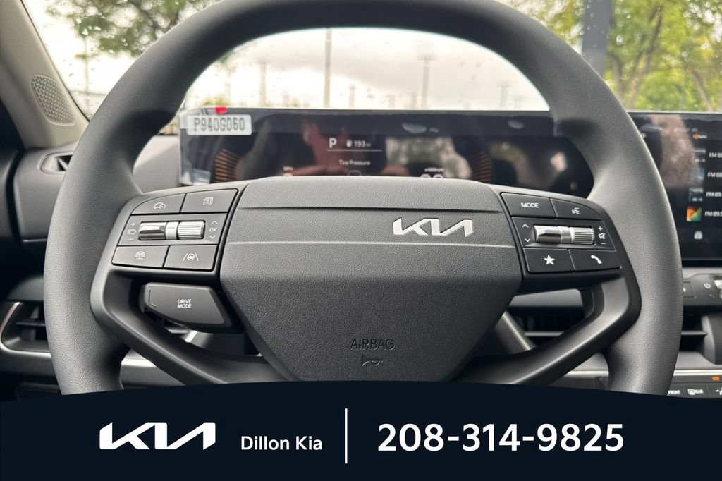 New 2026 Kia K4 FWD image 24