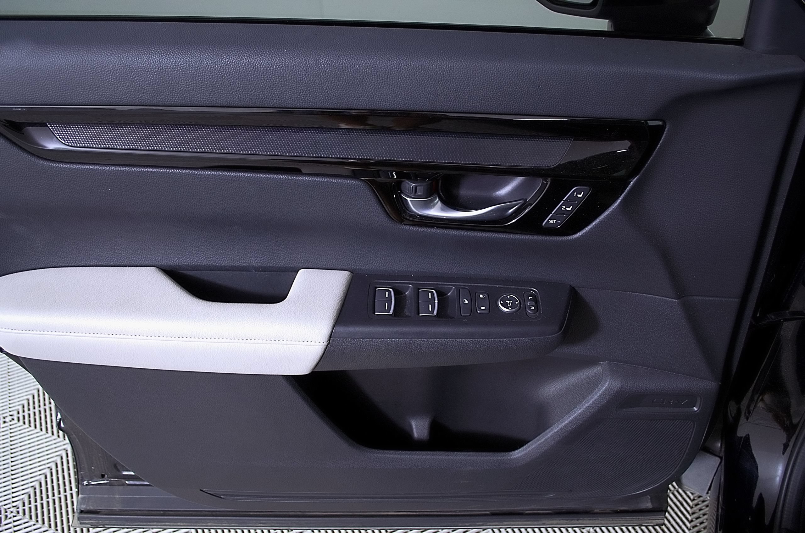 Used 2024 Honda CR-V EX-L image 17