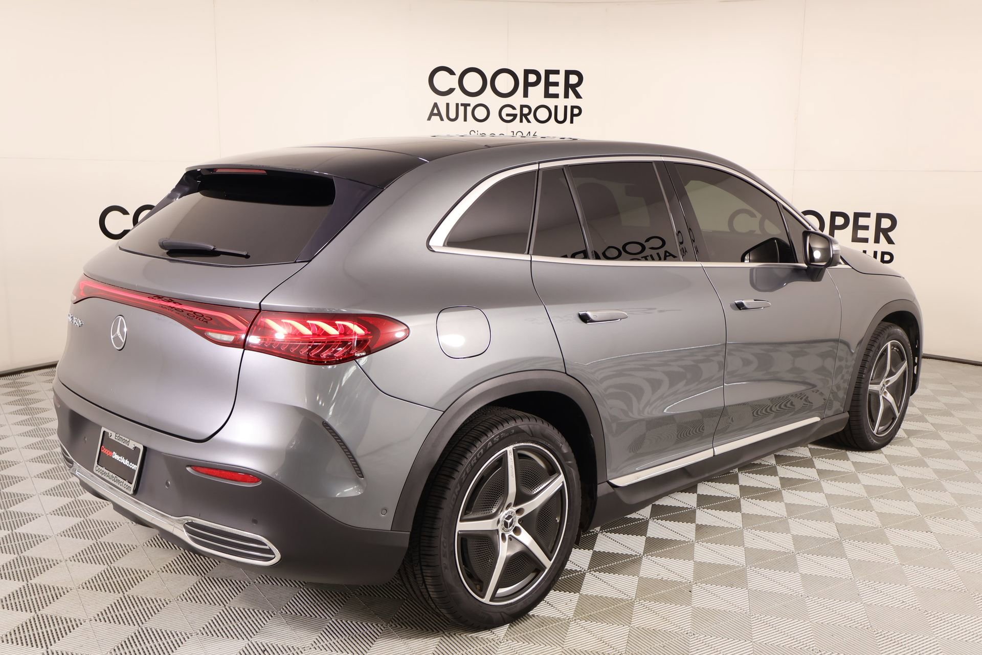 Used 2023 Mercedes-Benz EQE 350+ SUV image 19