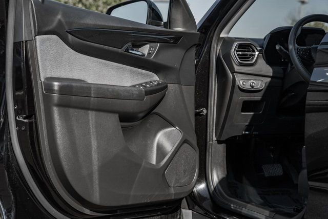 Used 2024 Chevrolet TrailBlazer LT image 33