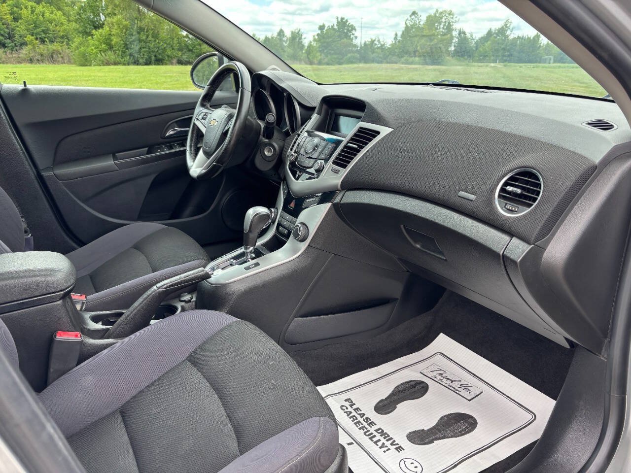 Used 2014 Chevrolet Cruze LT FWD image 9