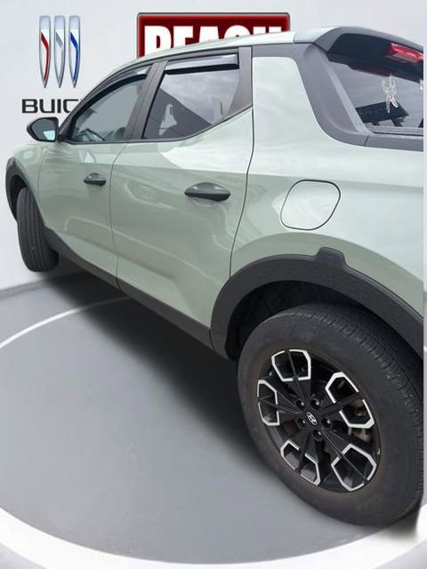 Used 2023 Hyundai Santa Cruz SE image 9