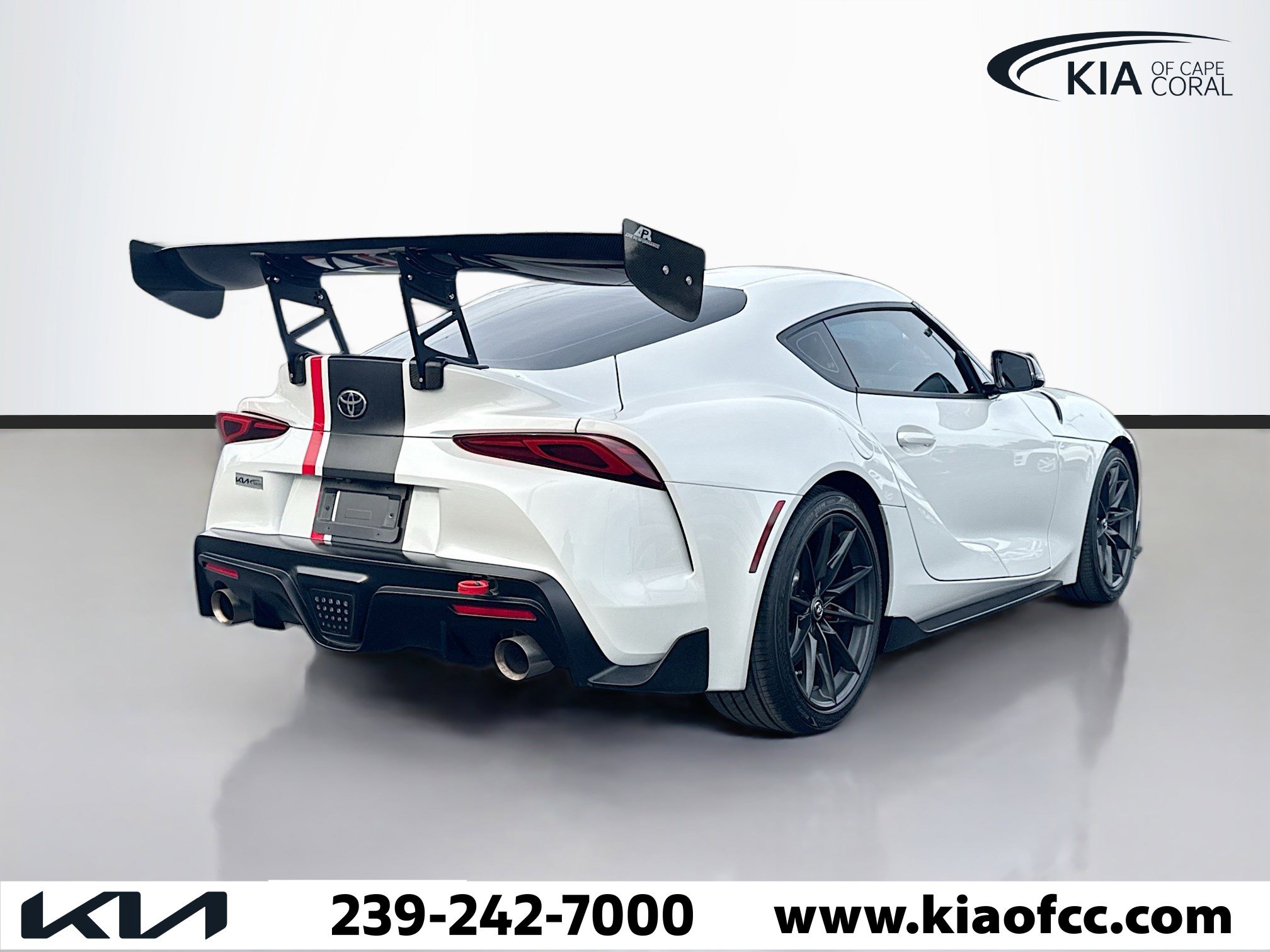 Used 2024 Toyota Supra Premium image 5