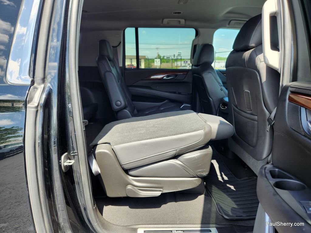 Used 2019 Cadillac Escalade ESV image 45