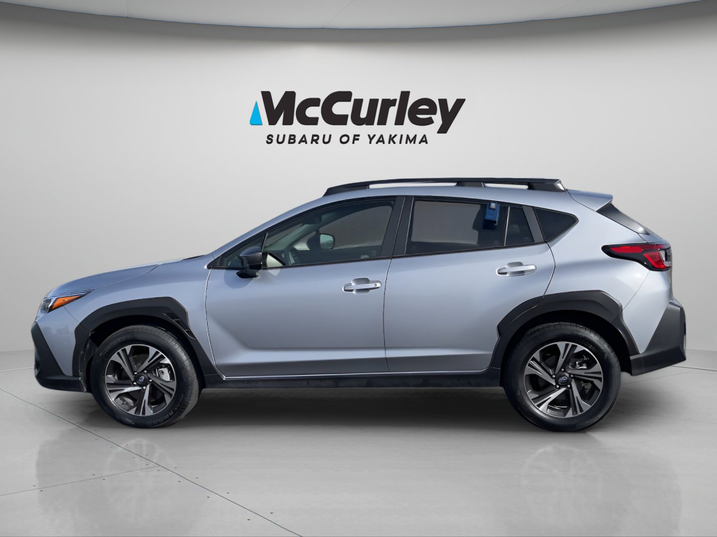 Used 2025 Subaru Crosstrek 2.0i Premium w/ Crosstrek Mirror Package image 2