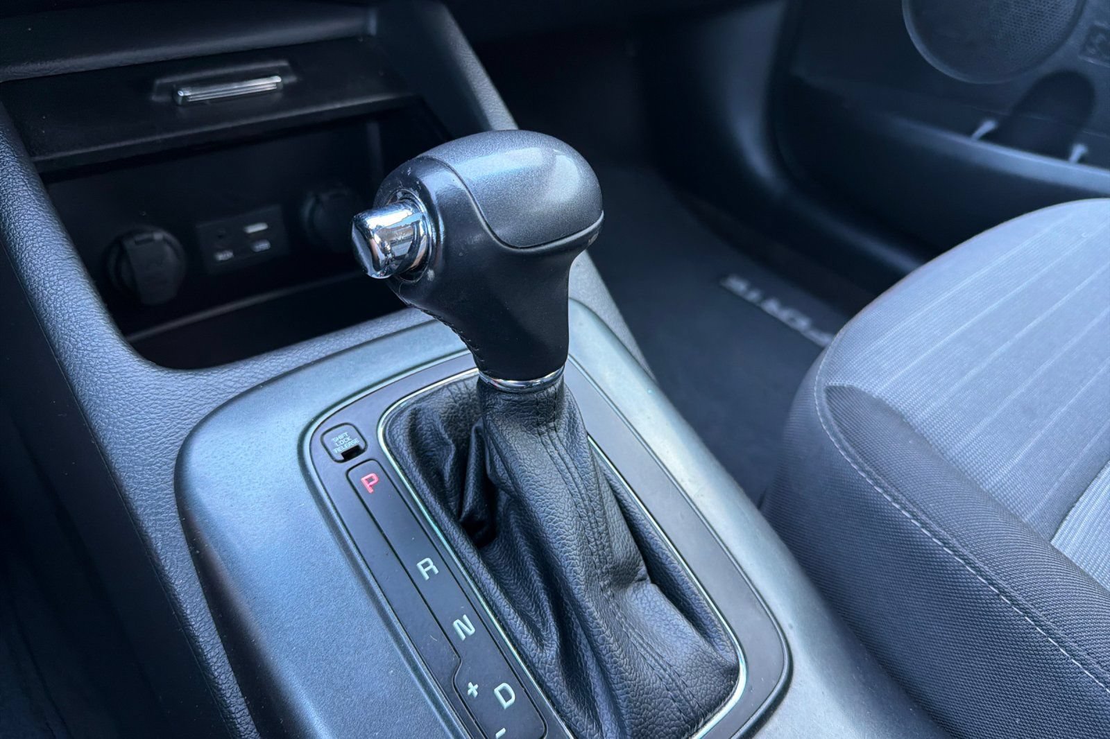 Used 2016 Kia Forte EX FWD image 19