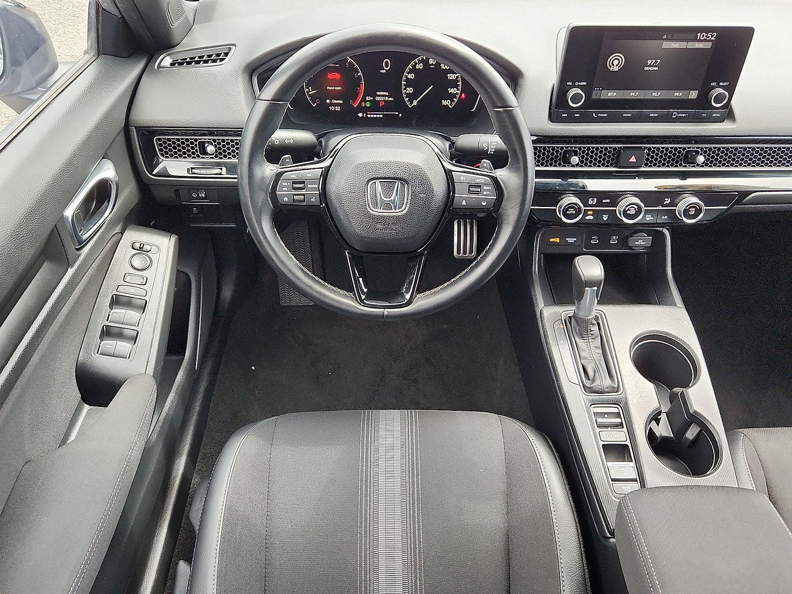 Used 2025 Honda Civic Sport image 11