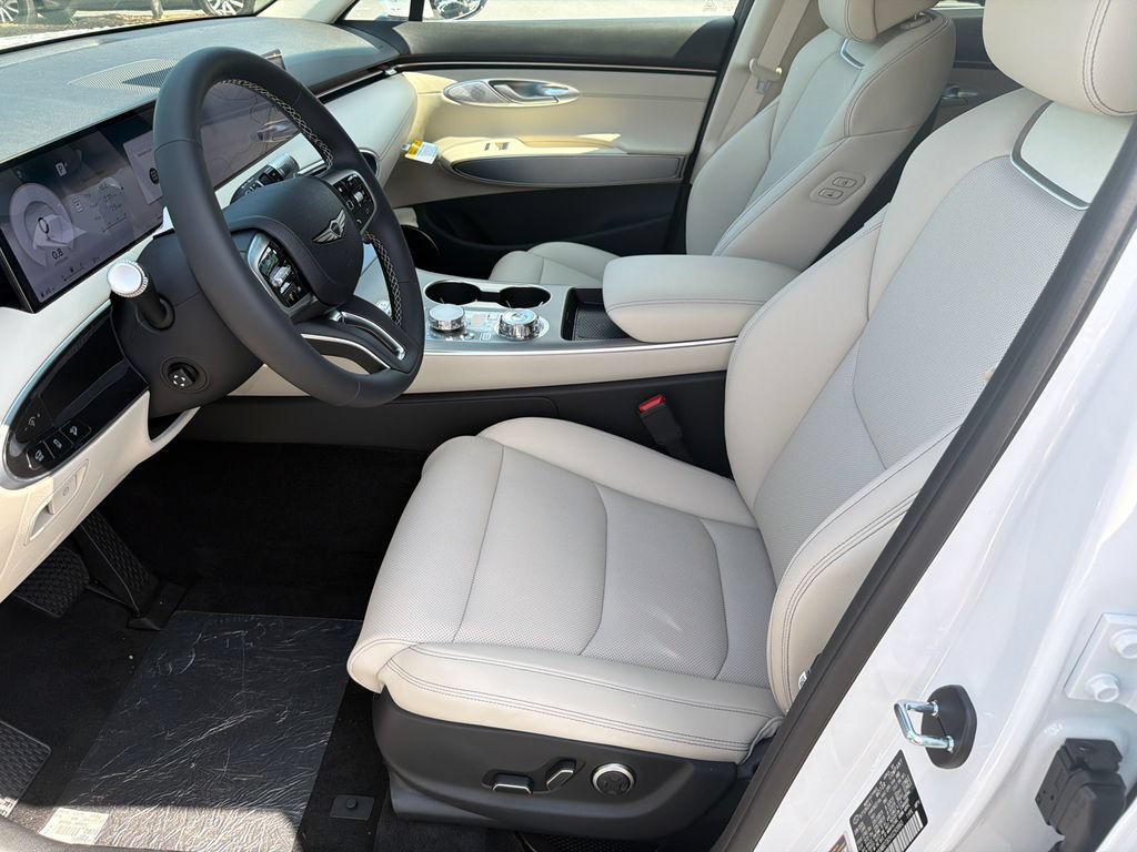 New 2027 Genesis GV70 2.5T Select AWD/4WD image 11
