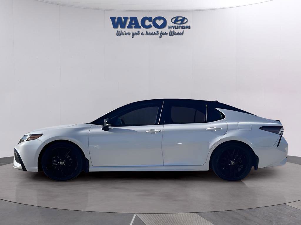 Used 2022 Toyota Camry XSE w/ Cold Weather Package image 3