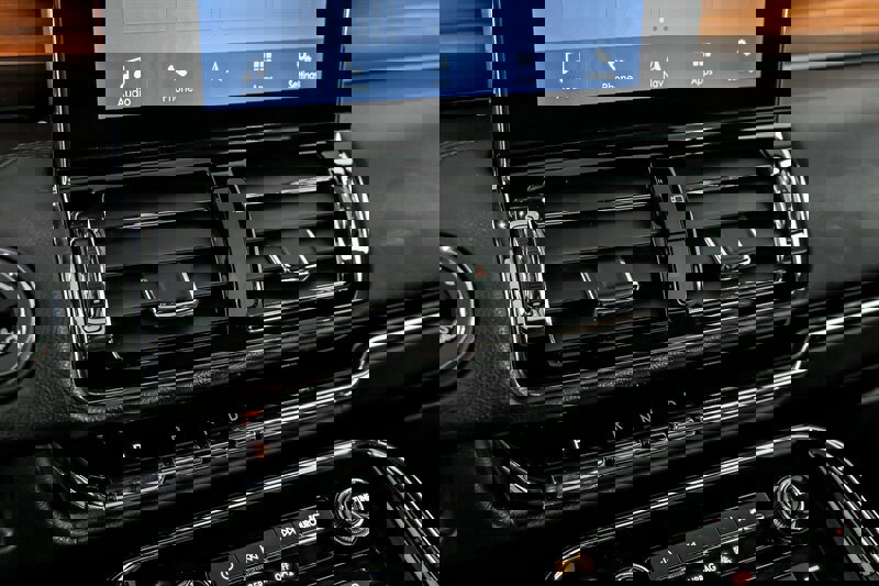 Used 2019 Lincoln Navigator Reserve image 30