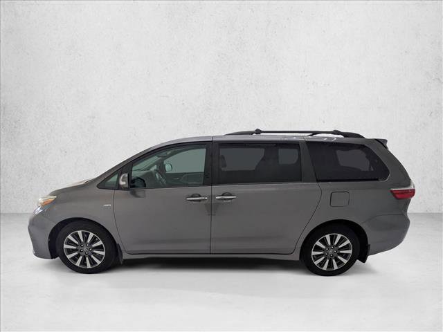 Used 2018 Toyota Sienna Limited Premium w/ Outdoor Package AWD/4WD image 9