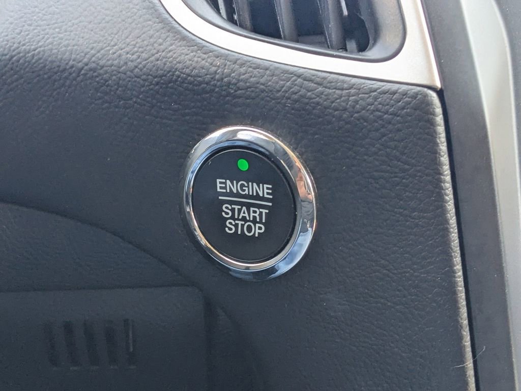 Used 2024 Ford Edge SEL AWD/4WD image 30