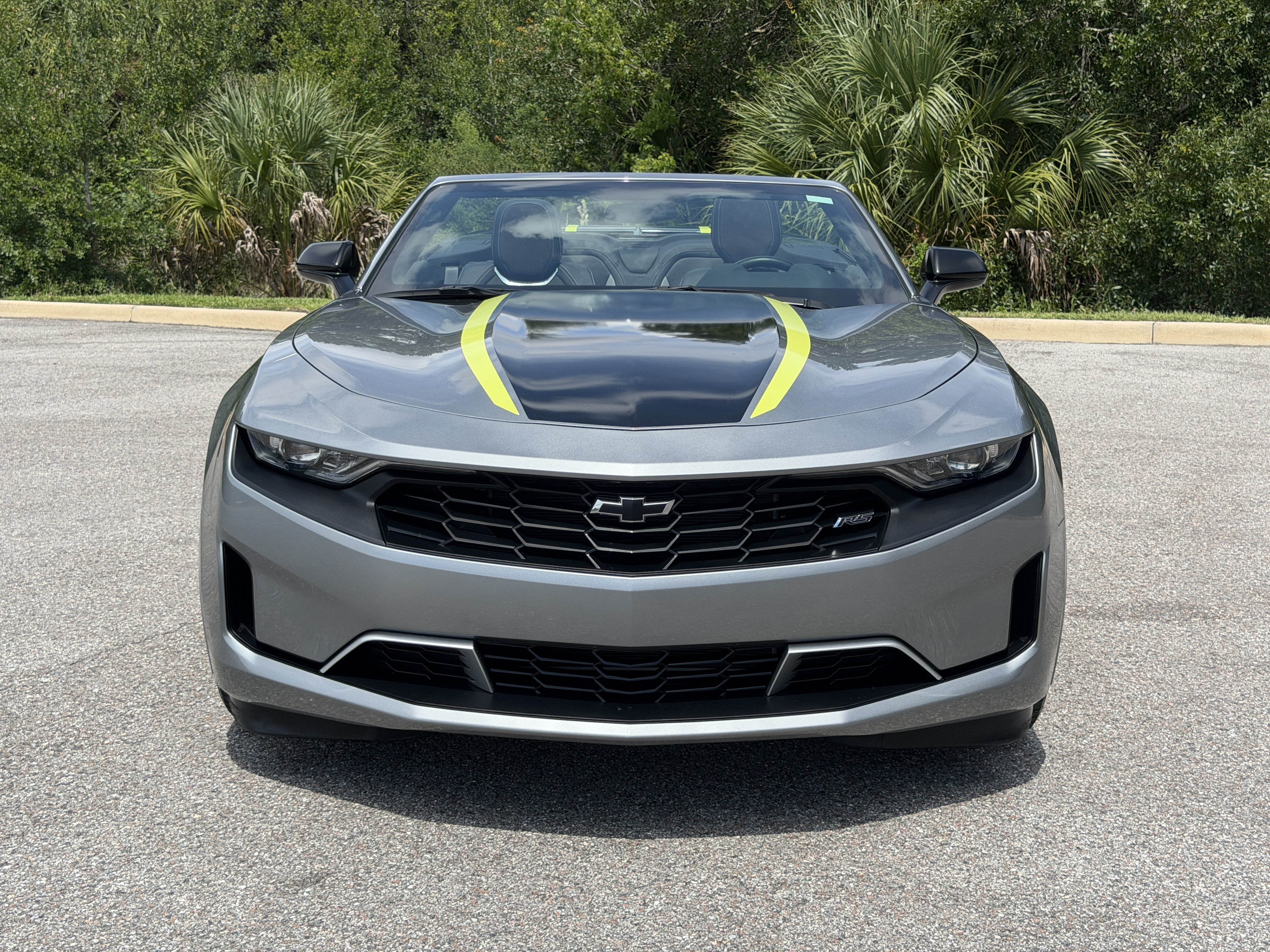 Used 2023 Chevrolet Camaro LT RWD image 2