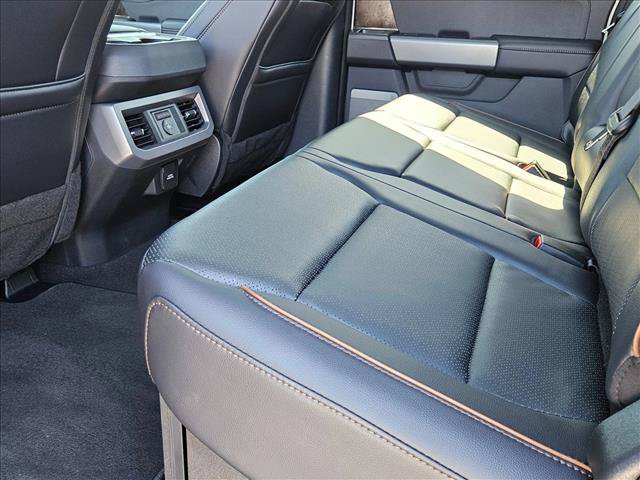 New 2025 Ford F250 Lariat w/ Lariat Ultimate Package AWD/4WD image 16