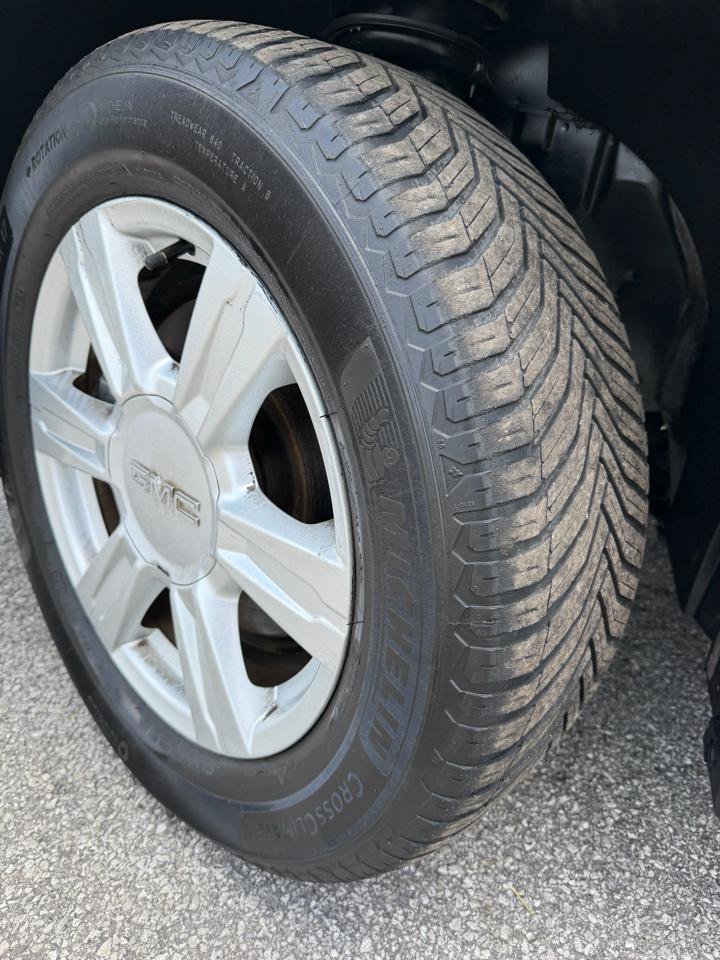 Used 2015 GMC Terrain SLT w/ Open Road Package FWD image 4