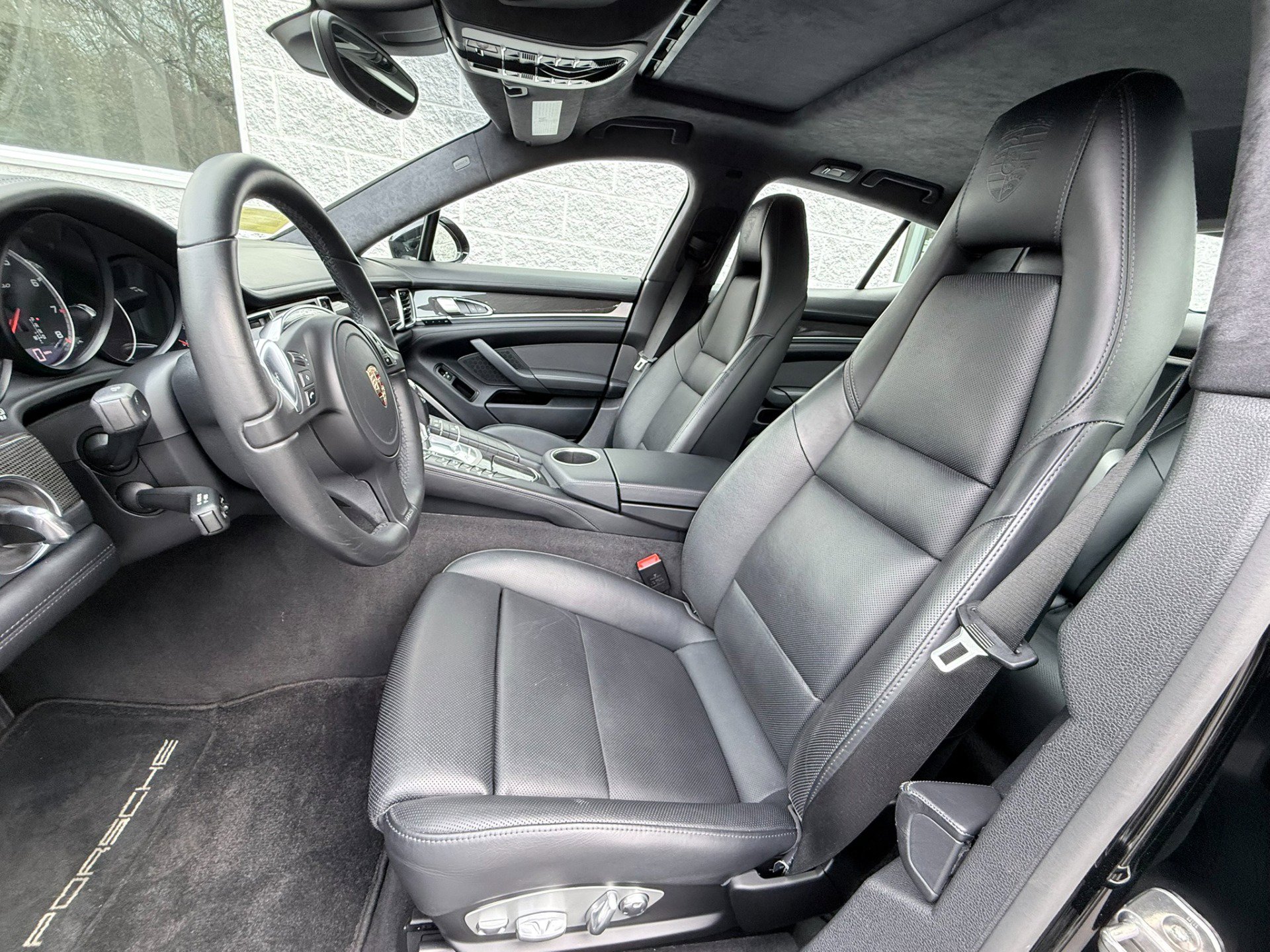 Used 2014 Porsche Panamera AWD/4WD image 16