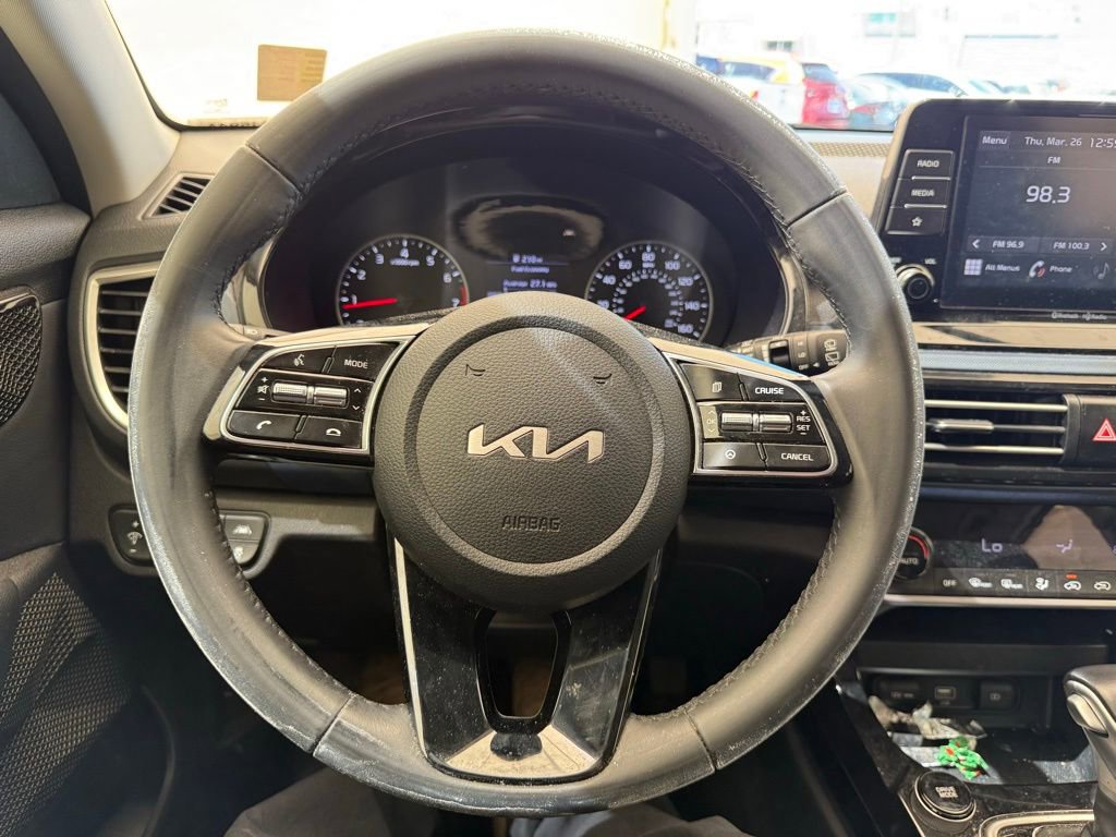 Used 2023 Kia Seltos S image 15