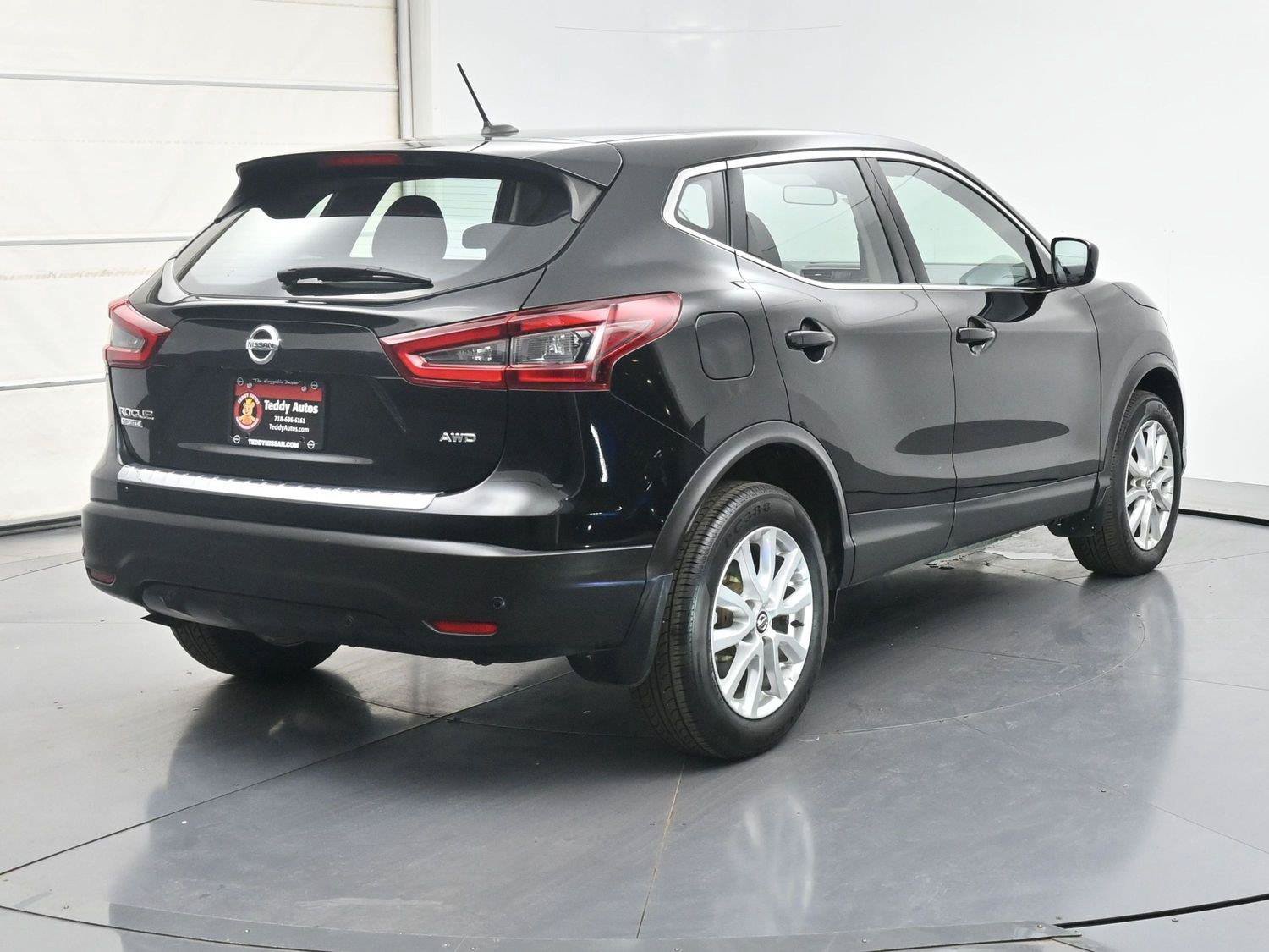 Used 2020 Nissan Rogue Sport S w/ Appearance Package AWD/4WD image 23