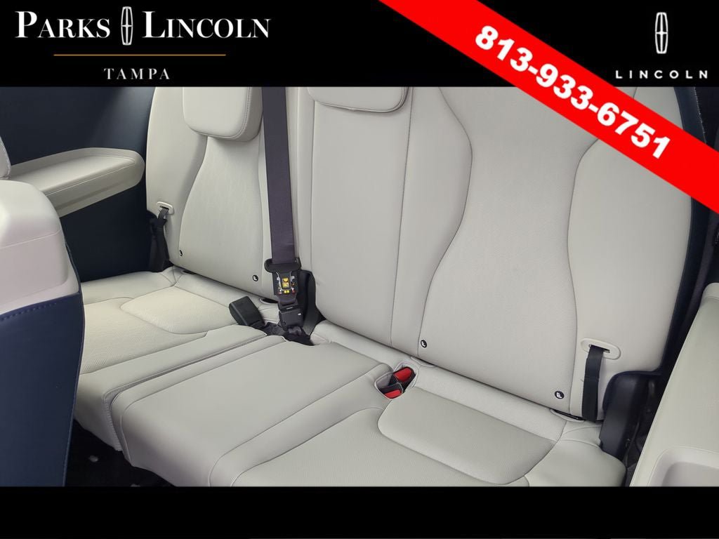 Used 2025 Kia Carnival SX FWD image 18