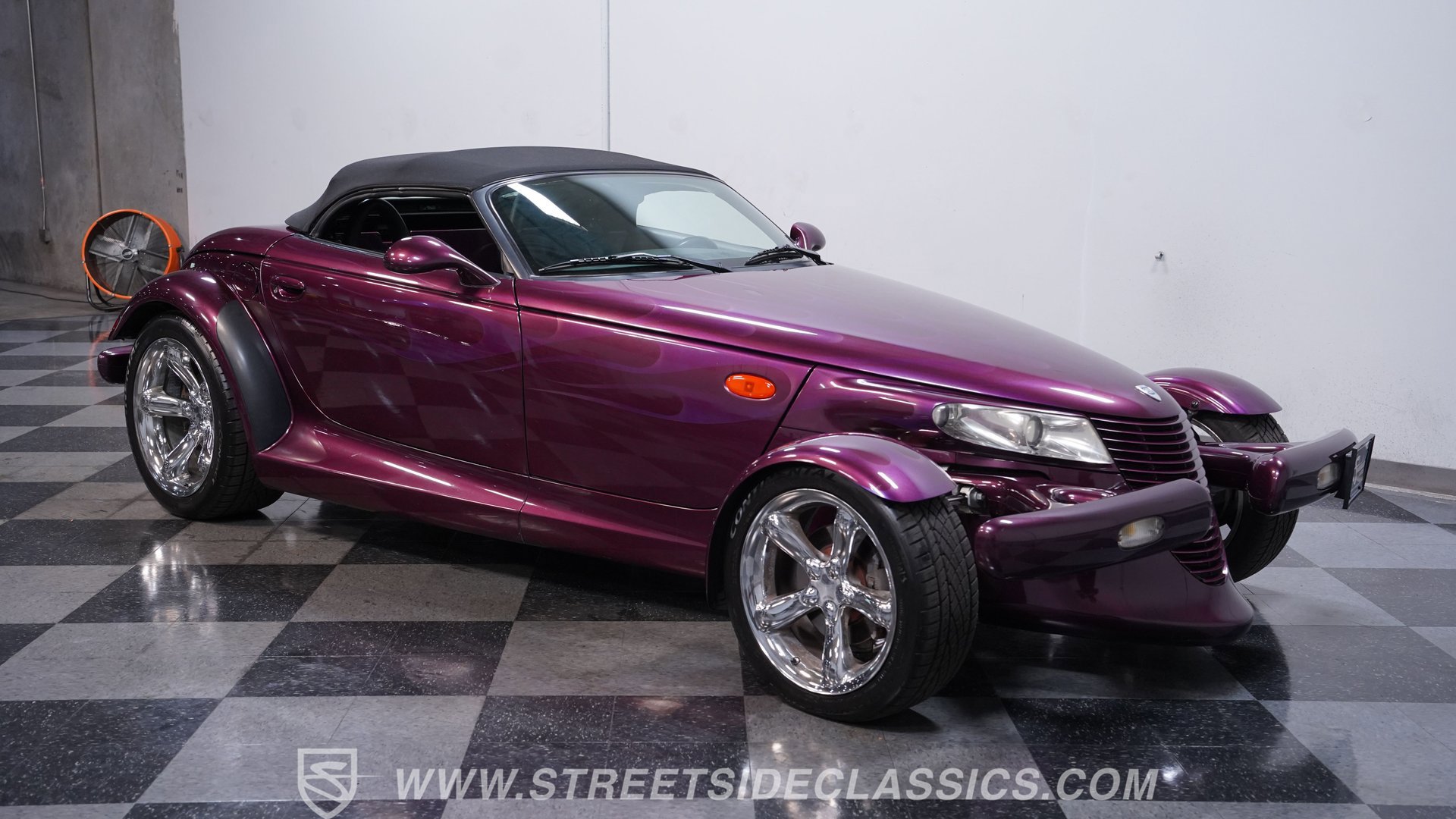 Used 1999 Plymouth Prowler RWD image 14