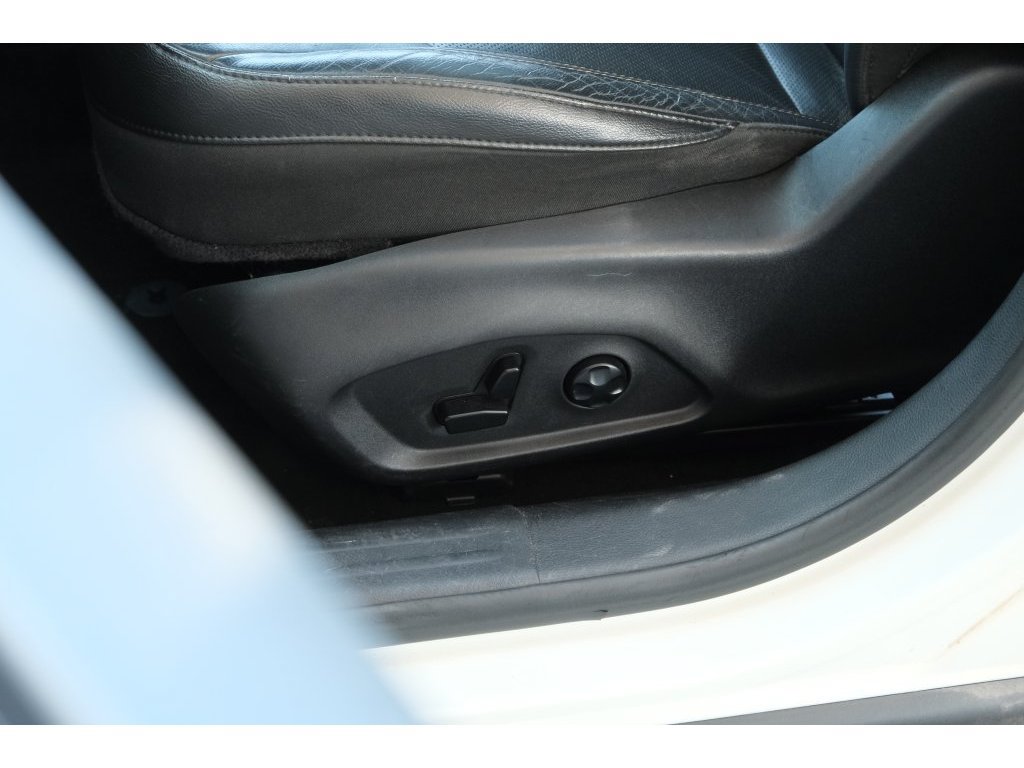 Used 2018 Jeep Compass Limited w/ Navigation Group AWD/4WD image 23