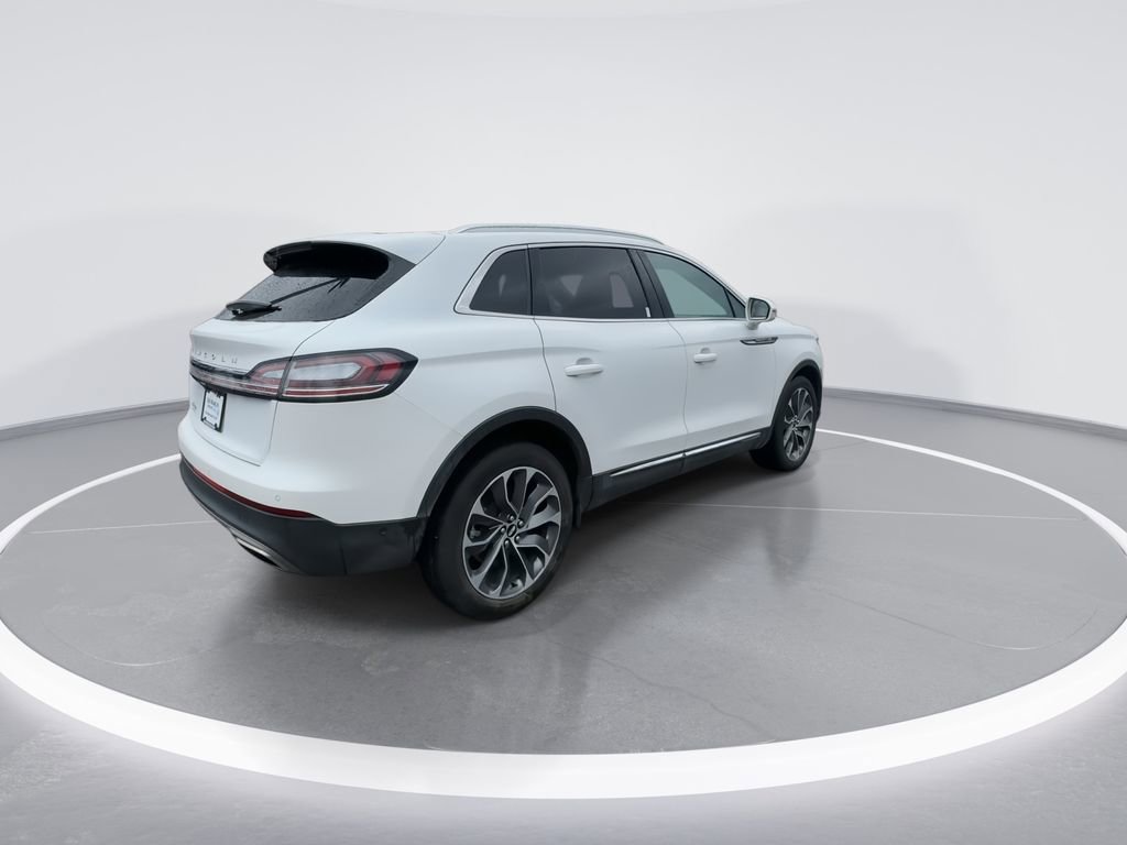 Used 2023 Lincoln Nautilus Reserve w/ Equipment Group 201A image 8