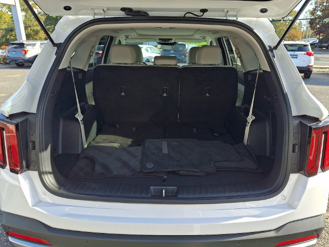 Used 2025 Kia Sorento S w/ Panoramic Sunroof Package FWD image 29