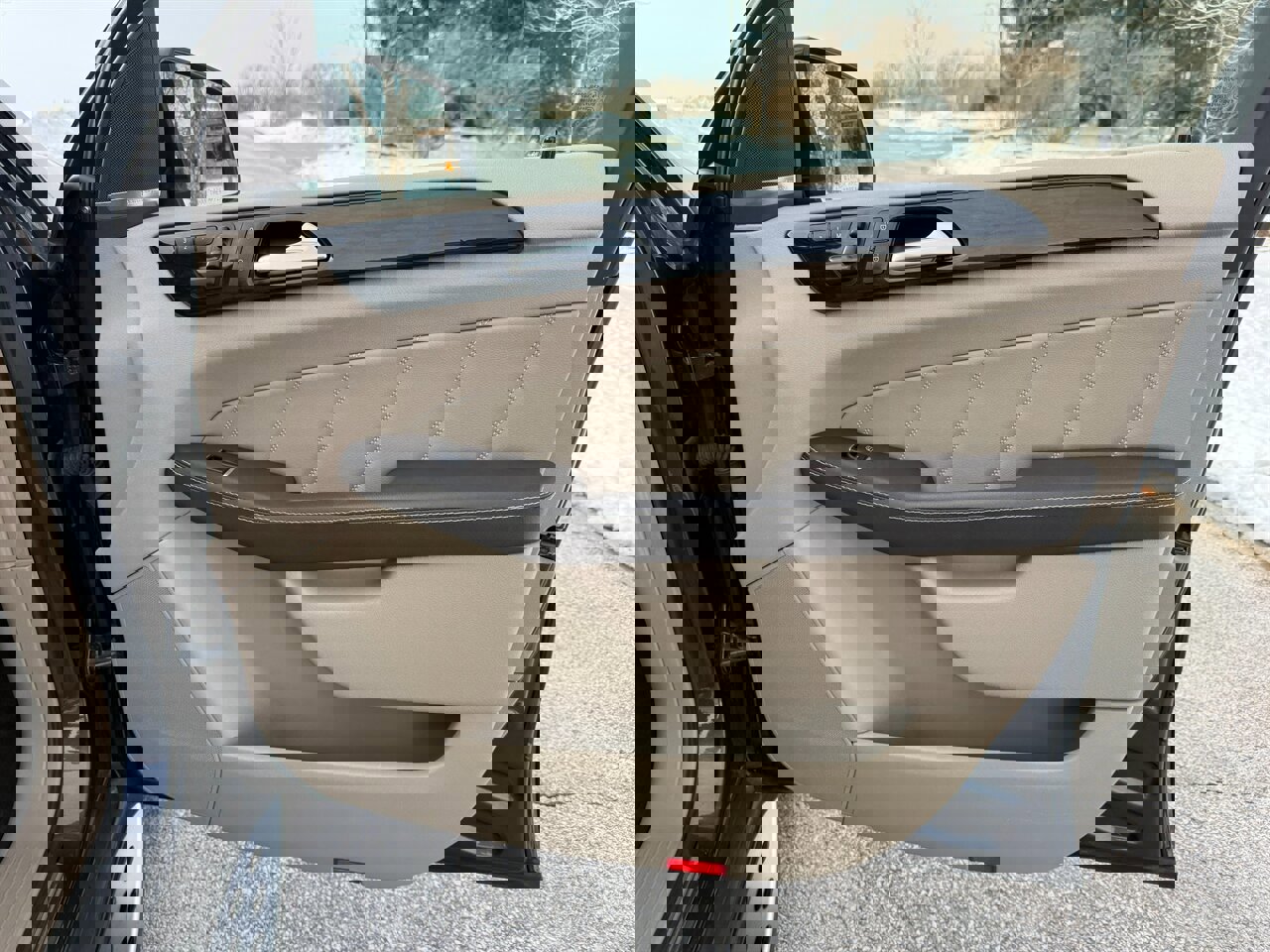 Used 2016 Mercedes-Benz GL 450 4MATIC image 34