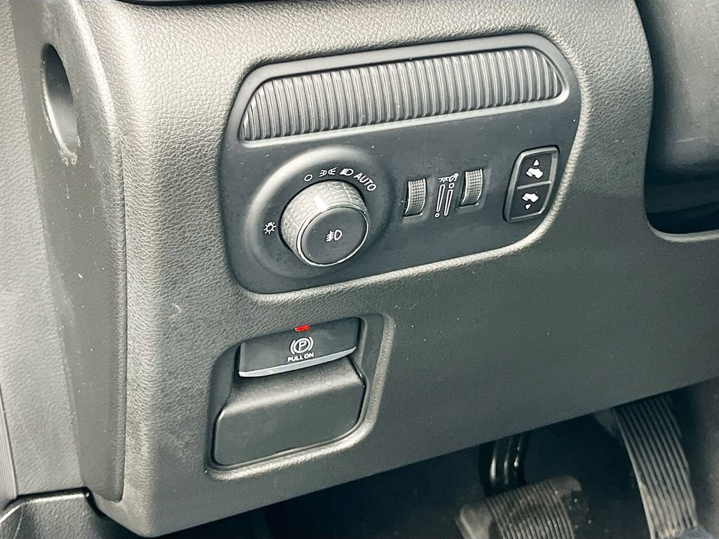 Certified 2024 Jeep Wagoneer Series II image 10