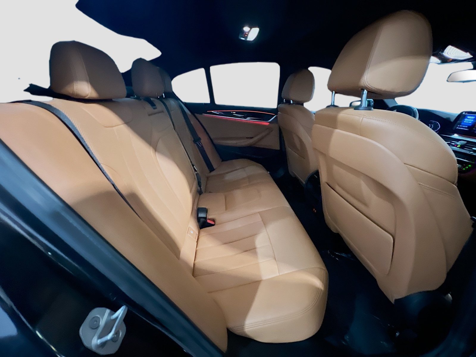 Used 2022 BMW 530i w/ Convenience Package RWD image 21