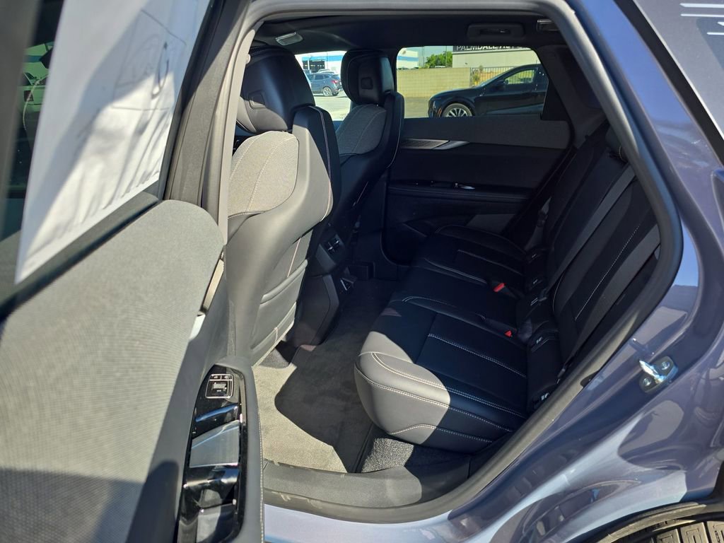 New 2026 Cadillac Optiq Luxury 1 RWD image 33